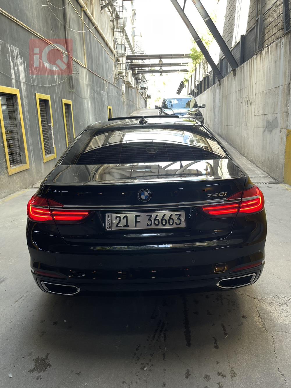 BMW 7-Series